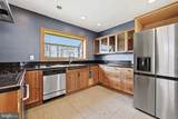 1019 Stirling Street - Photo 11