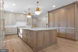 102 Pickwick Drive - Photo 19