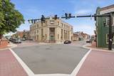 402 Haupt Square - Photo 44