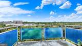 10201 Grosvenor Place - Photo 9