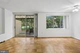10401 Grosvenor Place - Photo 16