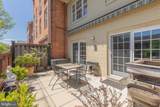1662 Beekman Place - Photo 19
