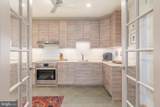 1662 Beekman Place - Photo 3