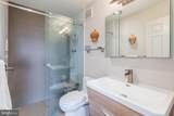 1662 Beekman Place - Photo 42