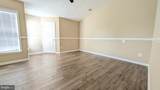 211 Shirley Square - Photo 15