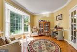 1104 Safa Street - Photo 32