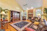1104 Safa Street - Photo 37