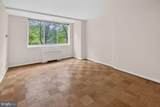 10401 Grosvenor Place - Photo 10