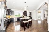10409 Easterday Road - Photo 11