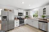 102 Romney Place - Photo 3