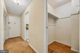 10401 Grosvenor Place - Photo 4
