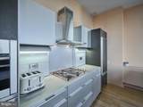 210 Washington Square - Photo 17