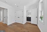 11 1/2 College Avenue - Photo 25