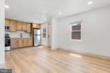 1605-E N Line - Photo 9