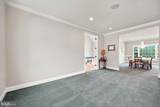 581 Hawthorne Lane - Photo 8