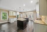 512 Seneca Green Way - Photo 17