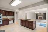 15253 Surrey House Way - Photo 23
