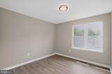 2421 York Court - Photo 15