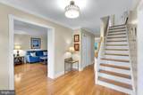 203 Esther Lane - Photo 5