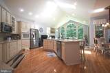 15401 Jamies Way - Photo 18