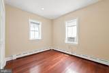 2320 Lombard Street - Photo 17
