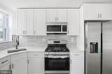 5544-00 Windsor Street - Photo 11