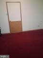 702 Dollar - Photo 16