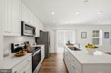 462 Ludgate Manor - Photo 14