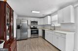 8307 Pondside Terrace - Photo 18