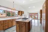 2884 Sunset Drive - Photo 4