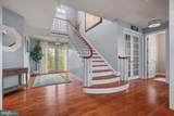 587 Woodview Lane - Photo 10
