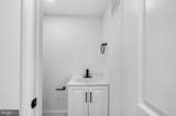 1513 Henry Street - Photo 33