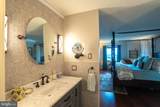 309 Yoakum Parkway - Photo 35