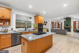 7102 Crown Jewels Court - Photo 21