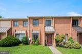 135 Caernarvon Court - Photo 1