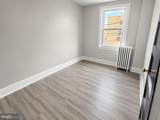 994 Carver Street - Photo 3