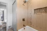 1015 Woods Place - Photo 15