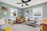 1015 Woods Place - Photo 16