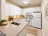 7000 Falls Reach Drive - Photo 10