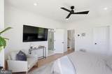 4913 Purdy Aly - Photo 17