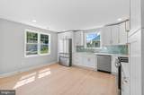 89 Norman Avenue - Photo 4