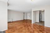 10401 Grosvenor Place - Photo 11