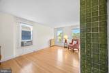 8 Revell Street - Photo 31