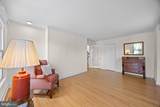 8 Revell Street - Photo 32