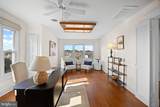 8 Revell Street - Photo 40