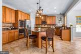 218 Magnolia - Photo 4
