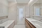 210 Washington Square - Photo 29