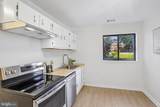 9731 Kings Crown Court - Photo 11