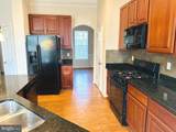 557 Helene Street - Photo 6