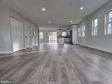 4823 Lexington Avenue - Photo 4
